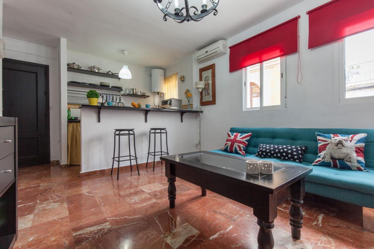 Acogedor Apartamento Centro Castellar Alto เซบีญา ภายนอก รูปภาพ
